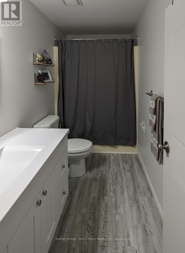 18 Moderwell Street, Stratford, Ontario  N5A 7T9 - Photo 9 - X12685300