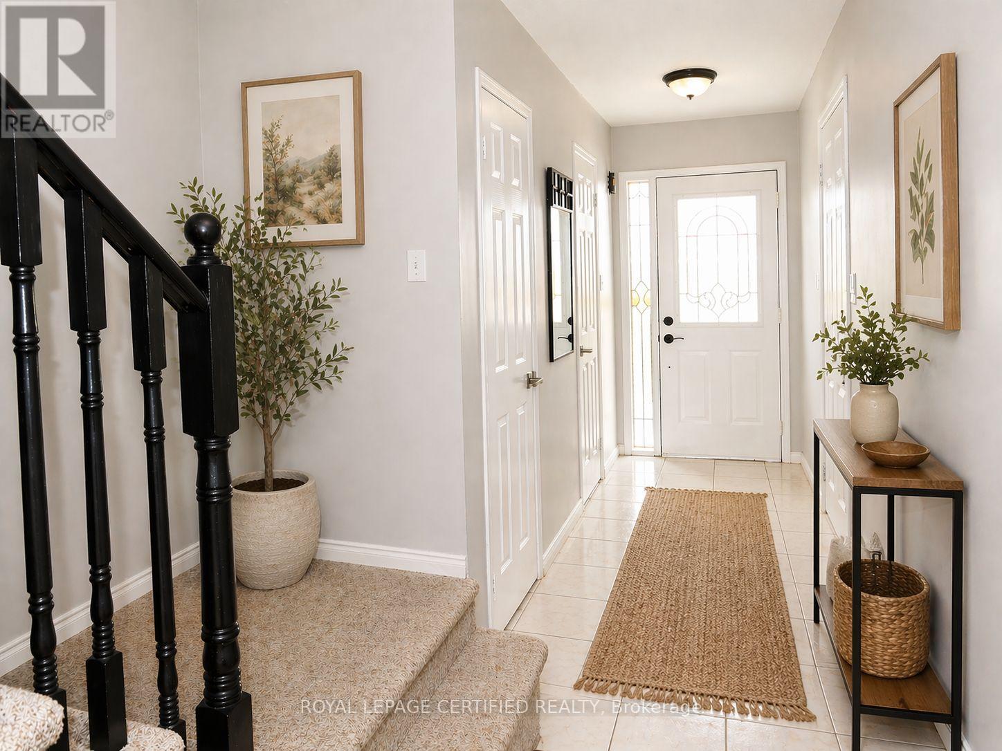 5126 Des Jardines Drive, Burlington, Ontario  L7L 6L7 - Photo 11 - W12674612