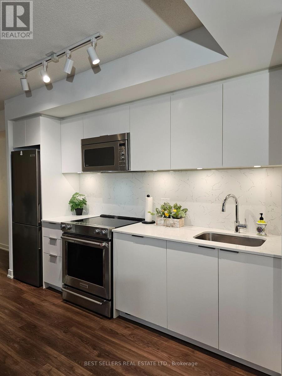 605 - 30 Samuel Wood Way, Toronto, Ontario  M9B 1B1 - Photo 6 - W13004694