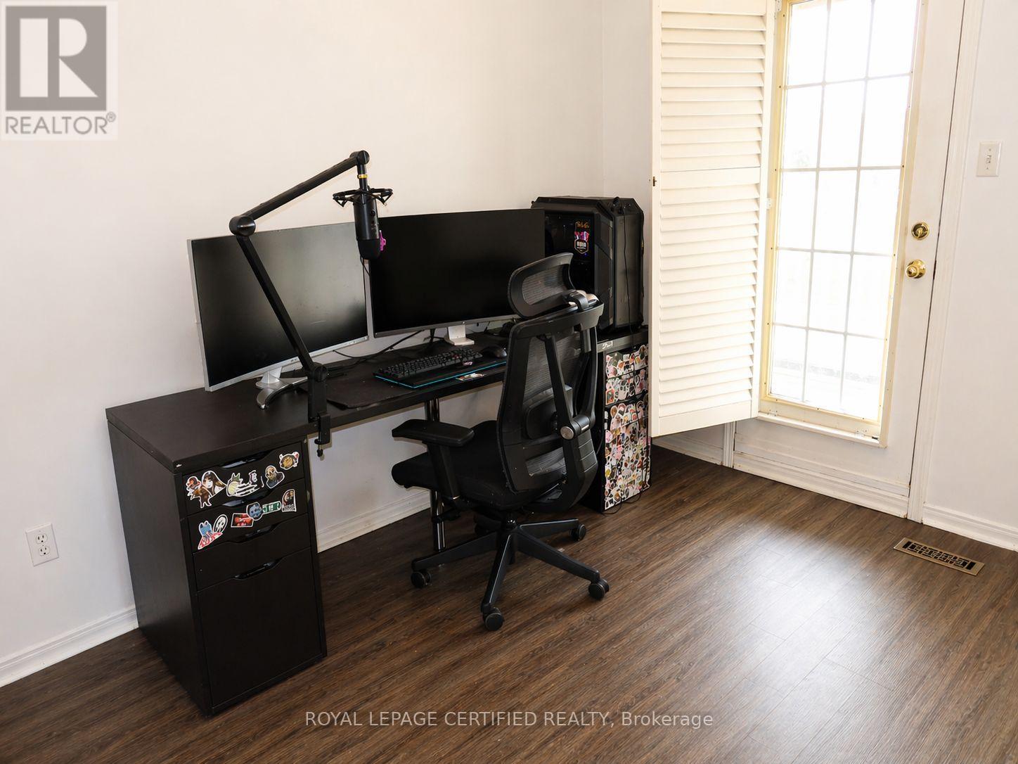 5126 Des Jardines Drive, Burlington, Ontario  L7L 6L7 - Photo 27 - W12674612