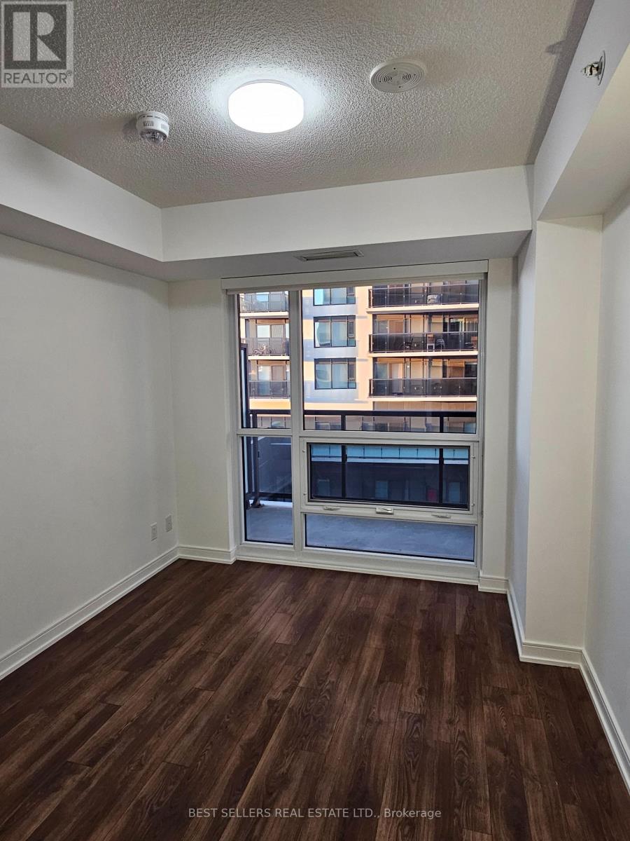 605 - 30 Samuel Wood Way, Toronto, Ontario  M9B 1B1 - Photo 3 - W13004694