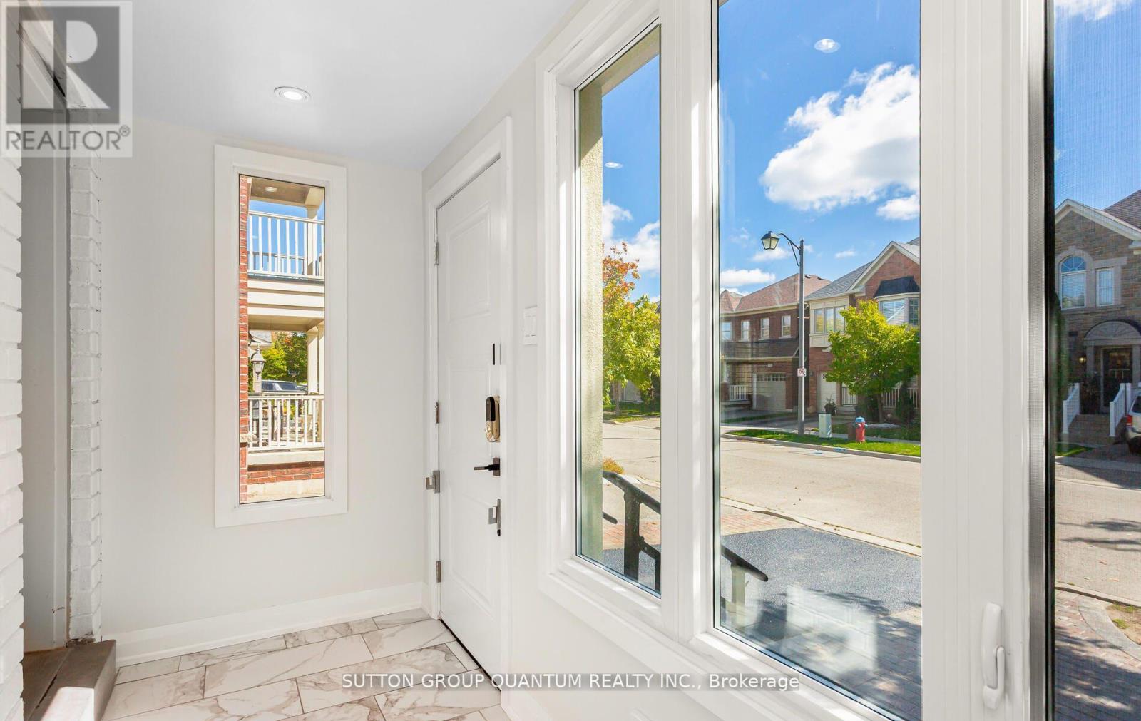 161 Mccready Drive, Milton, Ontario  L9T 0V2 - Photo 4 - W13042294