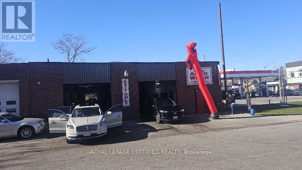 639 Langlois Avenue, Windsor, Ontario  N9A 2G5 - Photo 8 - X12897776