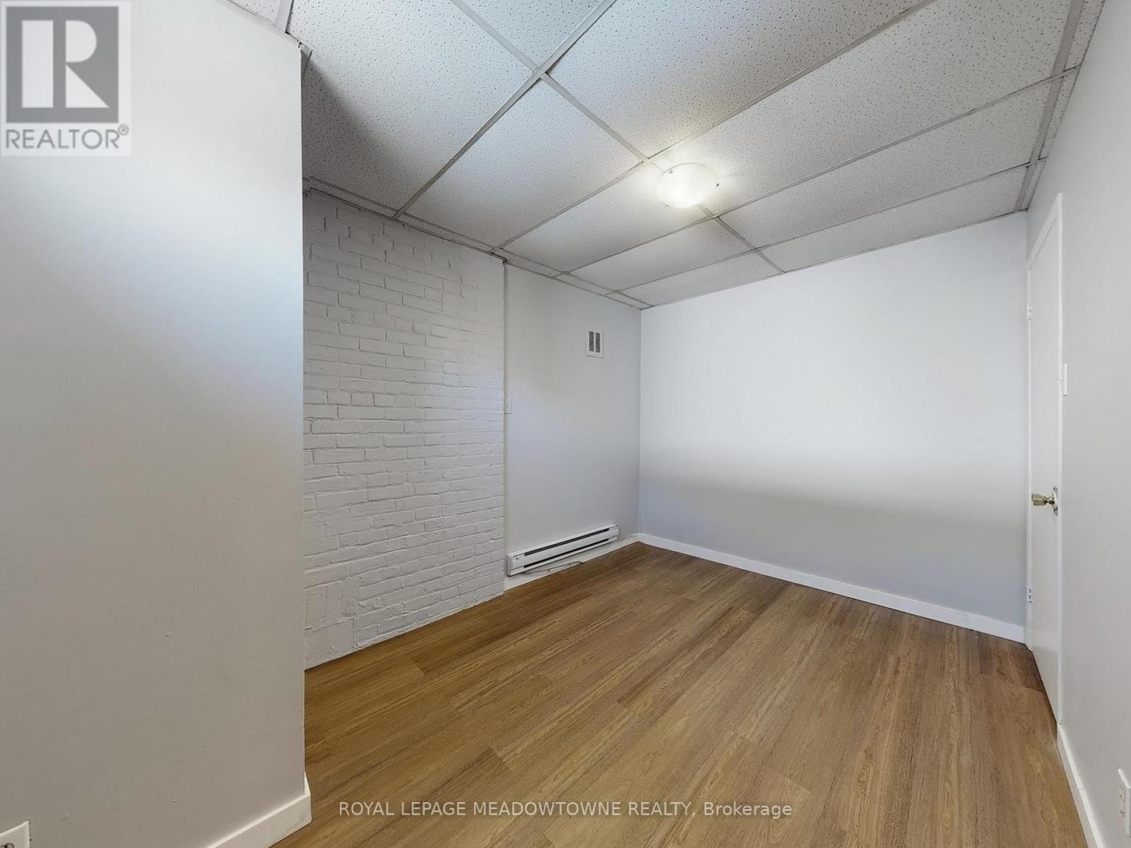 6 - 12 Wesleyan Street, Halton Hills, Ontario  L7G 2E1 - Photo 14 - W12869200