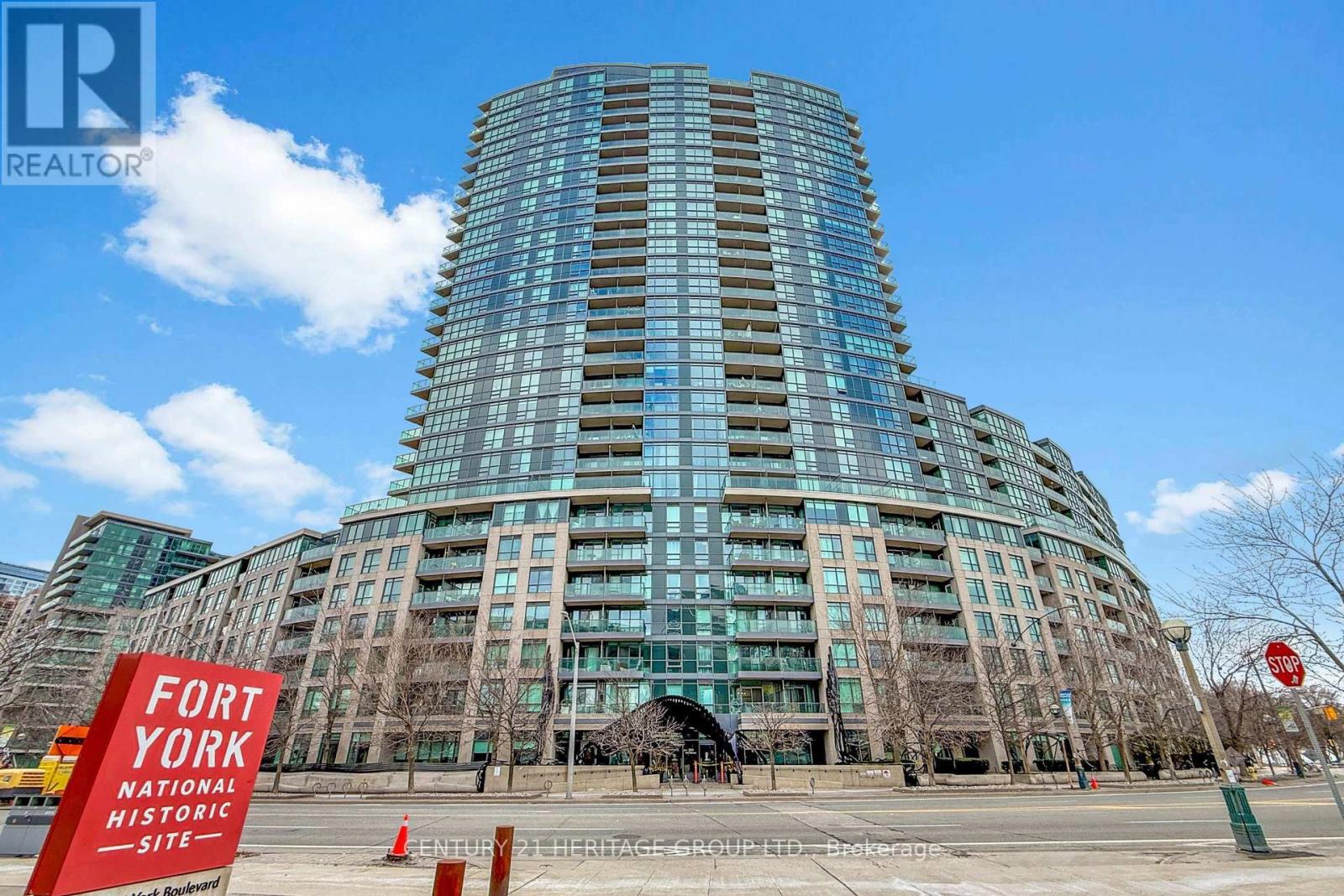 2713 - 231 Fort York Boulevard, Toronto, Ontario  M5V 1B2 - Photo 4 - C12886462