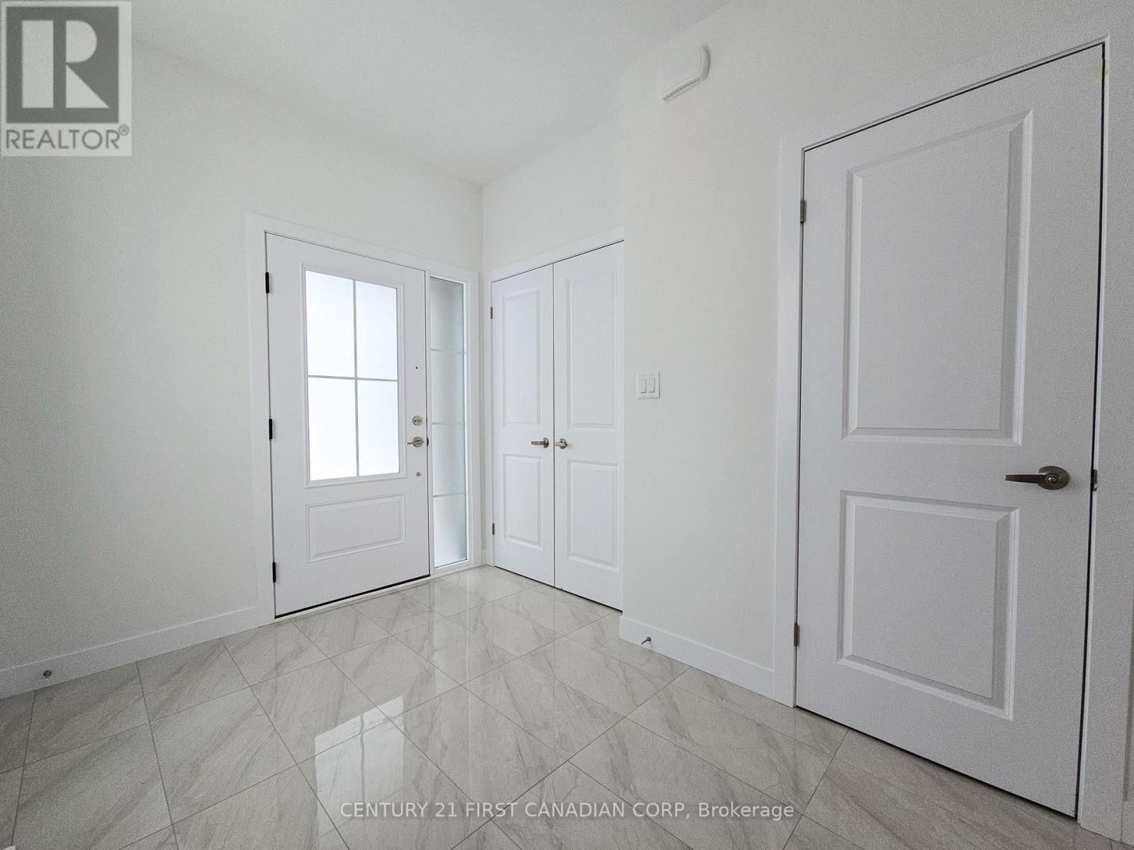 4237 Calhoun Way, London South, Ontario  N6P 1J9 - Photo 3 - X13044078