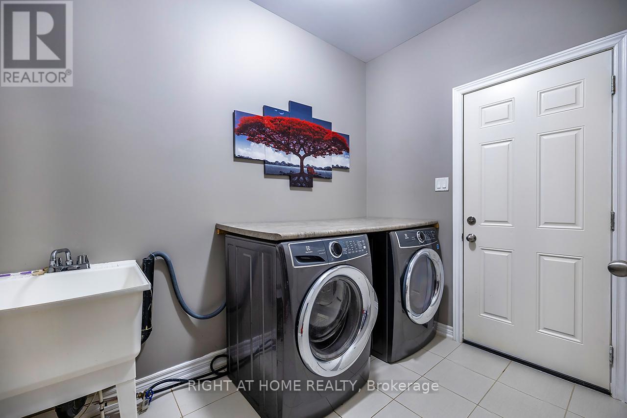 1663 Irvine Scott Street, Oshawa, Ontario  L1K 0X2 - Photo 19 - E13044068