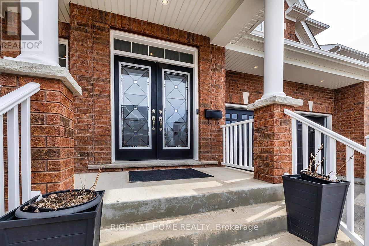 1663 Irvine Scott Street, Oshawa, Ontario  L1K 0X2 - Photo 2 - E13044068