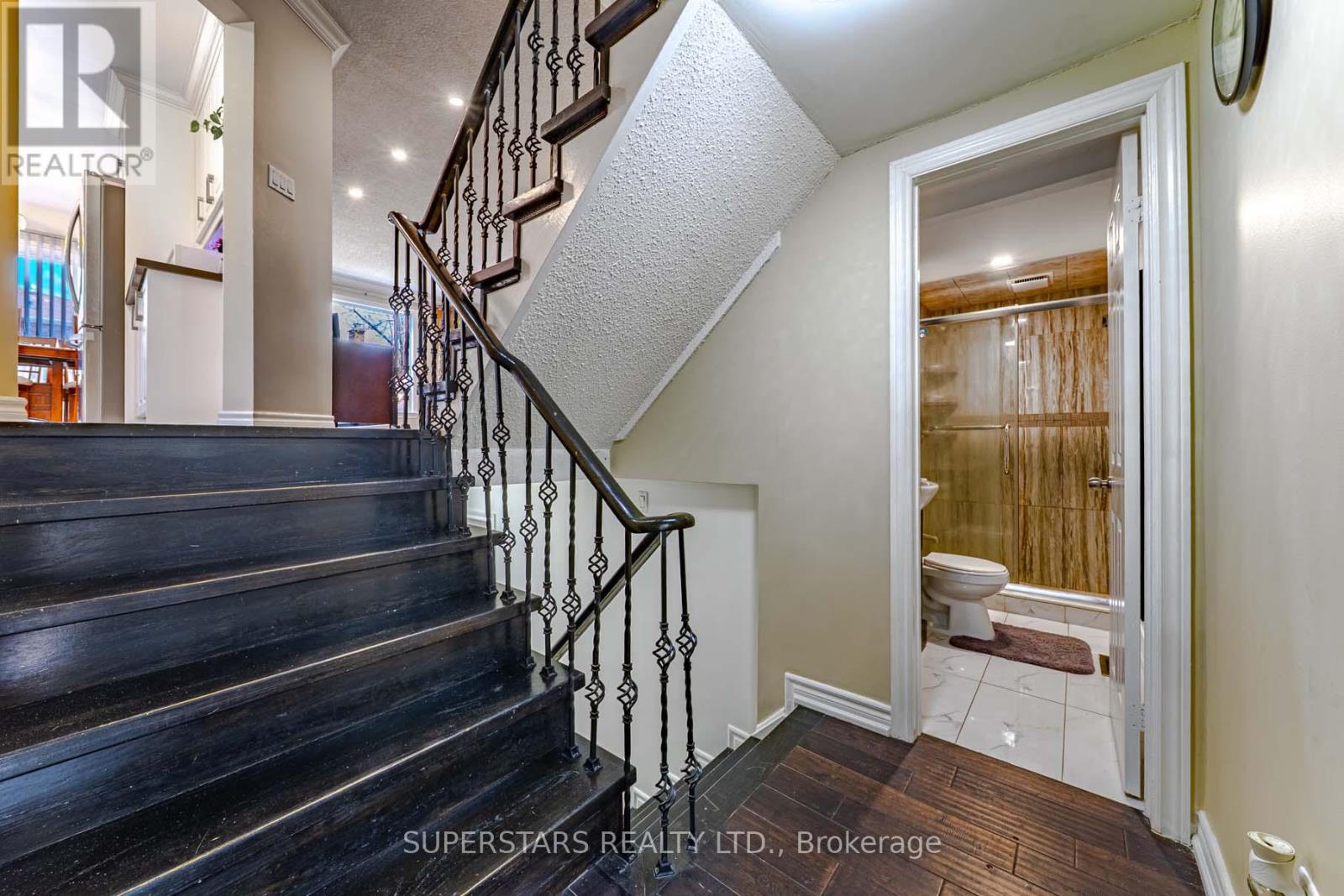 14 Kemsing Court, Markham, Ontario  L3R 4P7 - Photo 16 - N13044050