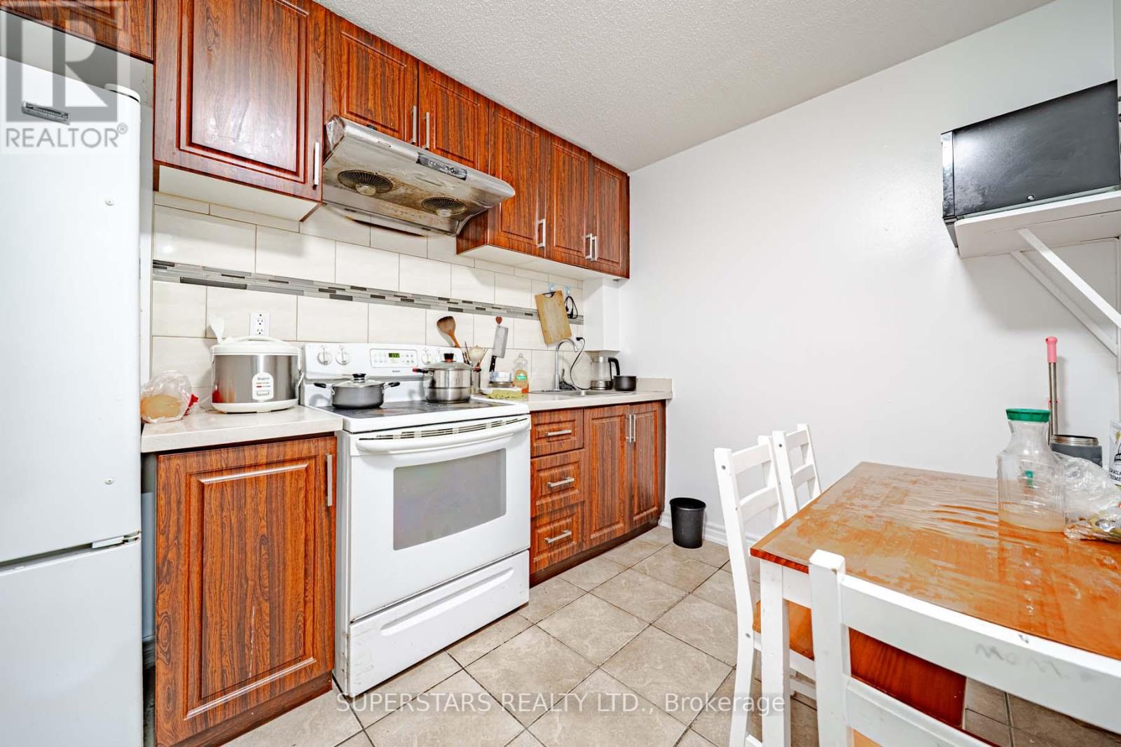 14 Kemsing Court, Markham, Ontario  L3R 4P7 - Photo 31 - N13044050