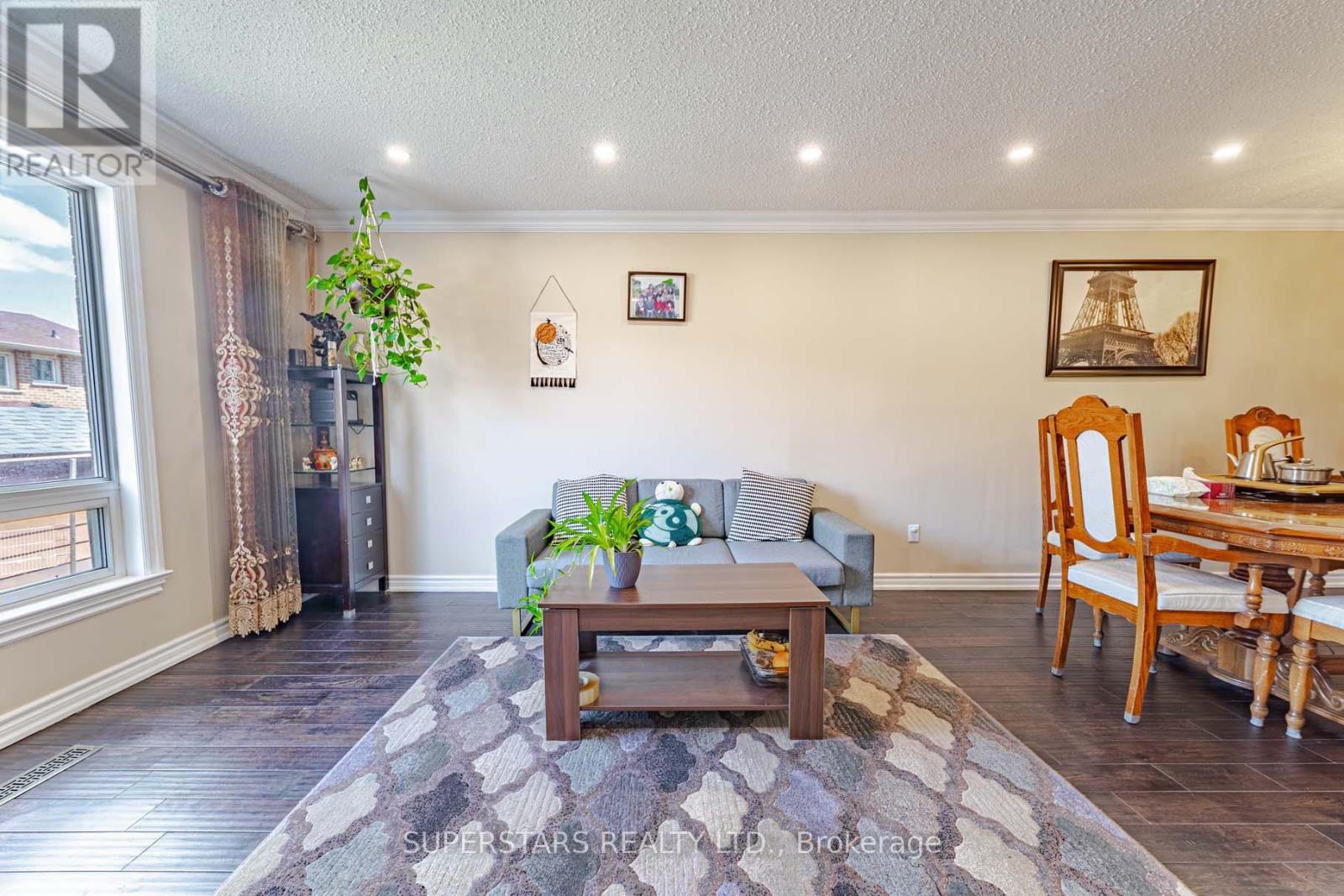 14 Kemsing Court, Markham, Ontario  L3R 4P7 - Photo 5 - N13044050