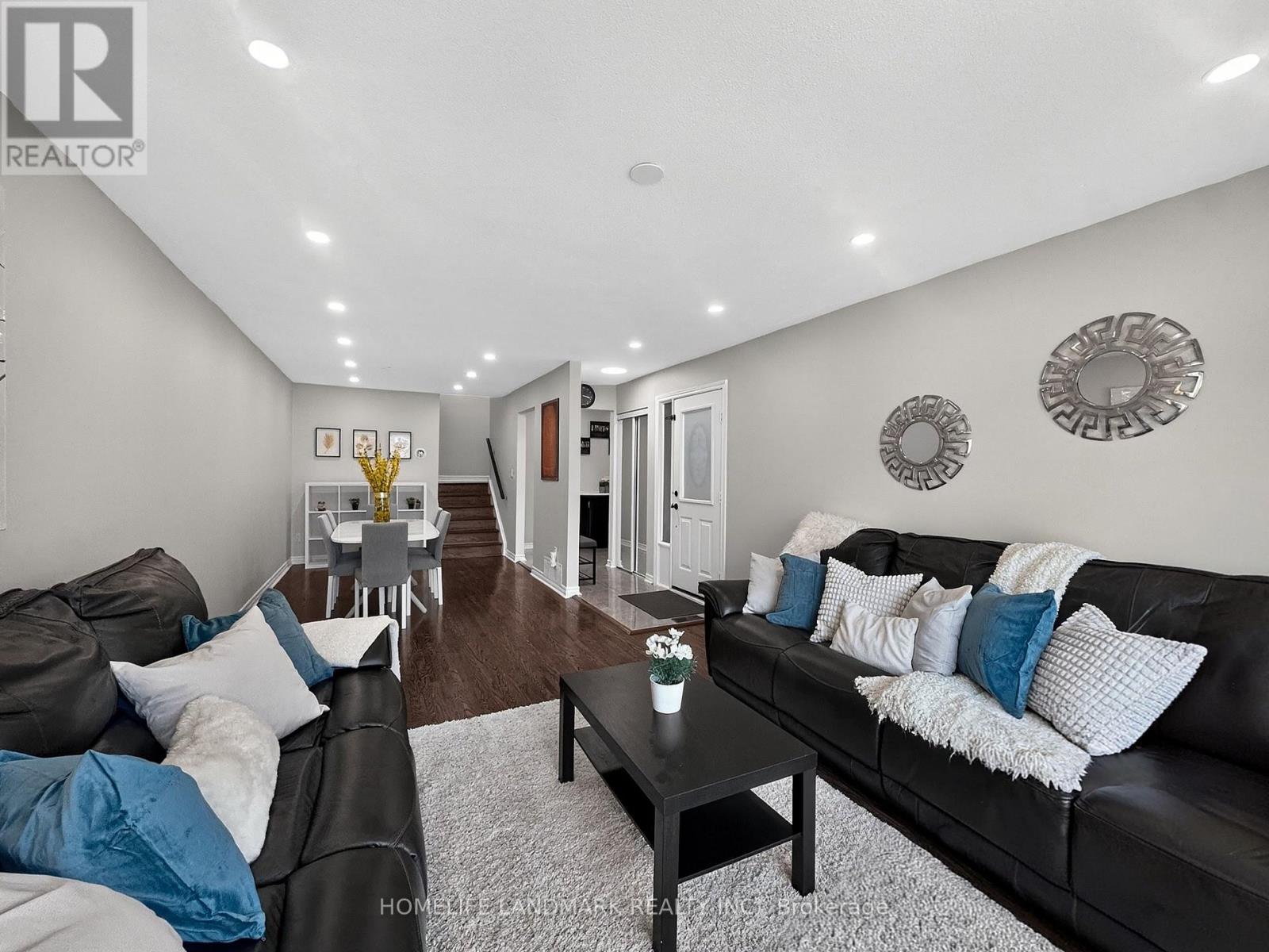 1166 Kingsholm Drive, Mississauga, Ontario  L4Y 2H2 - Photo 6 - W13044072