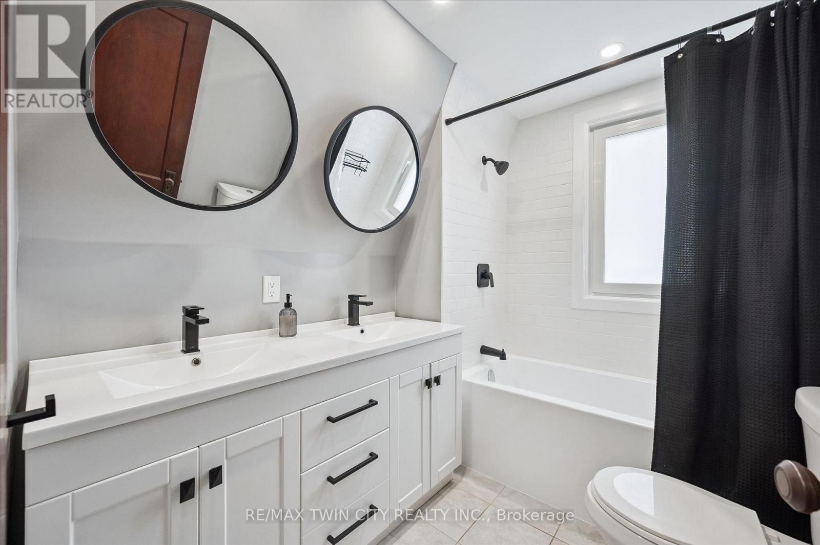 156 Norfolk Street, Stratford, Ontario  N5A 3Y9 - Photo 13 - X13044060