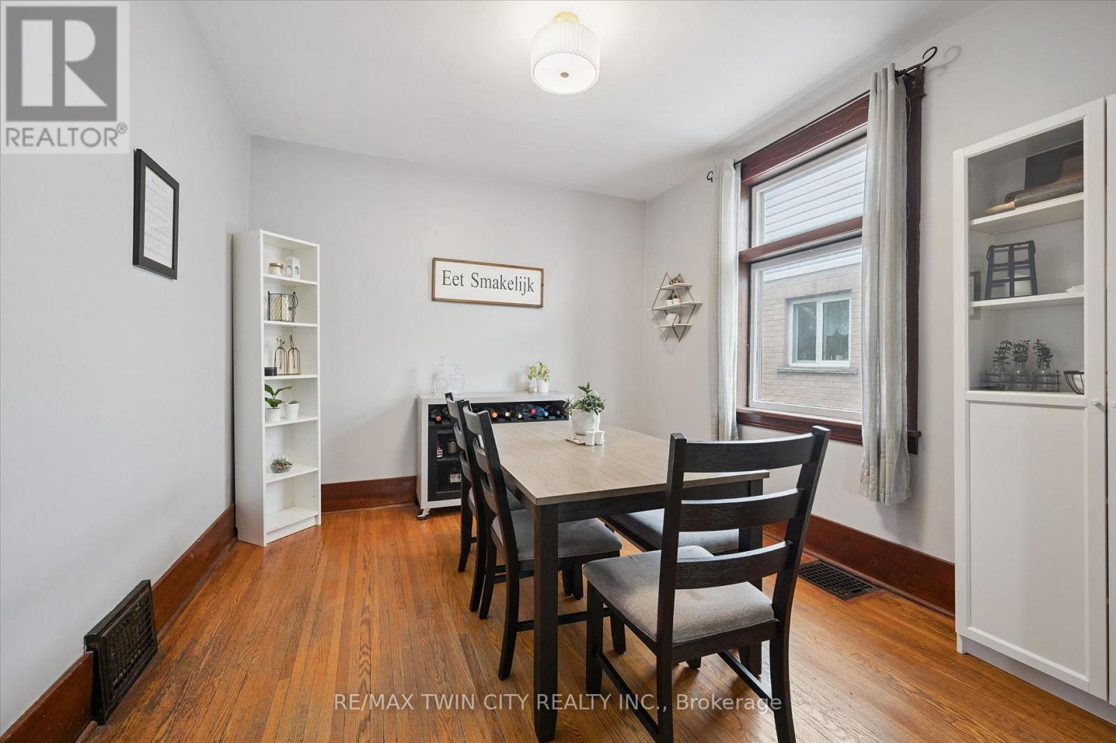 156 Norfolk Street, Stratford, Ontario  N5A 3Y9 - Photo 7 - X13044060