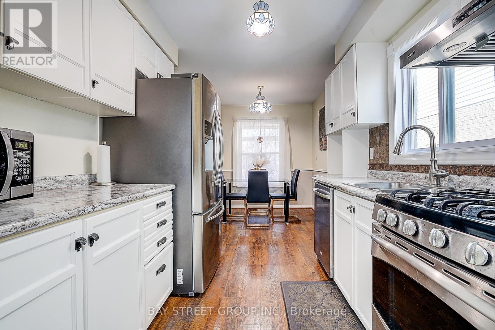 43 Bluesky Crescent, Richmond Hill, Ontario  L4C 8J2 - Photo 21 - N12958920