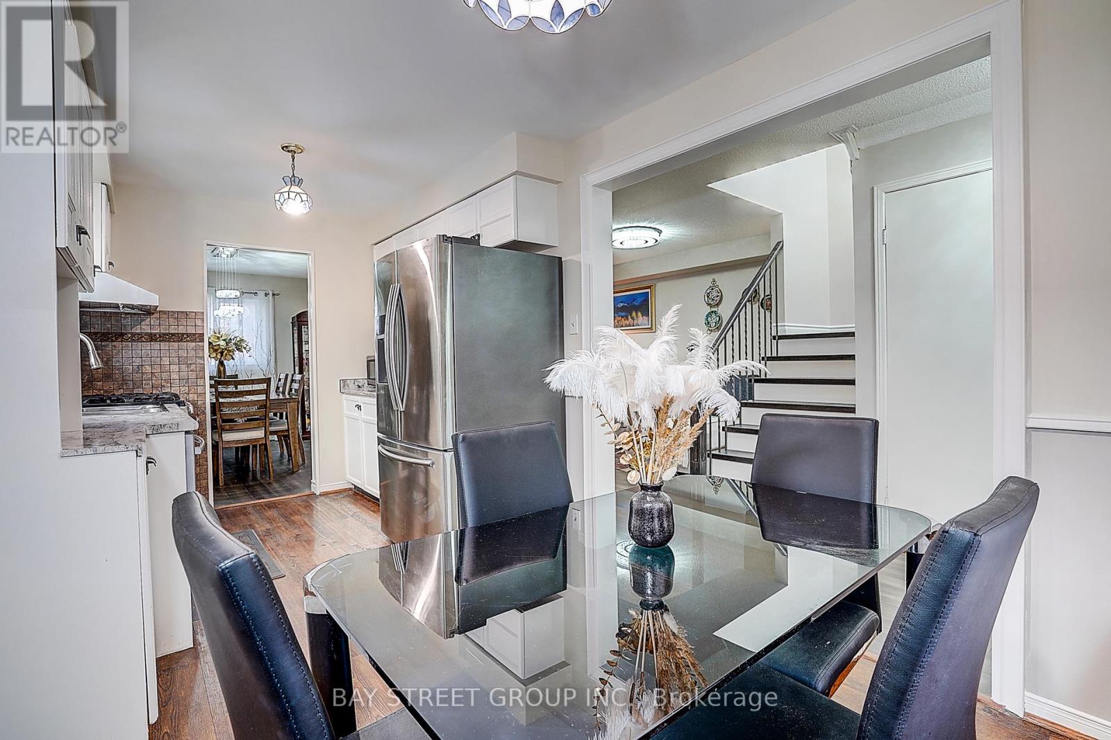 43 Bluesky Crescent, Richmond Hill, Ontario  L4C 8J2 - Photo 19 - N12958920