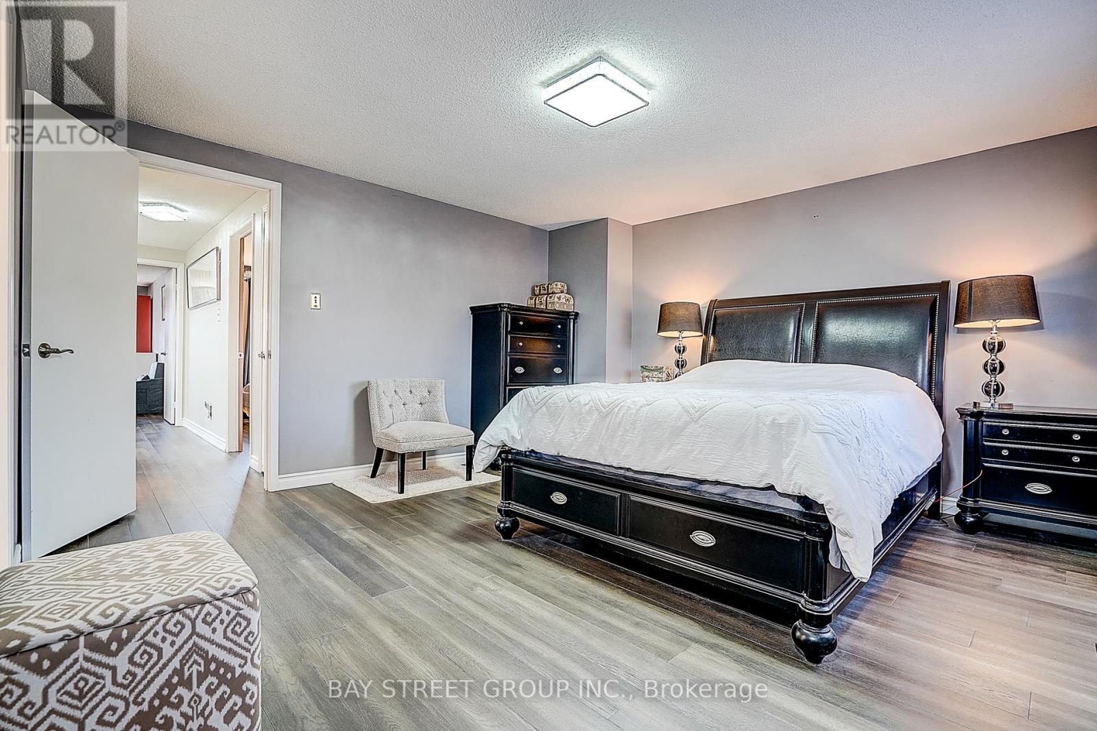 43 Bluesky Crescent, Richmond Hill, Ontario  L4C 8J2 - Photo 40 - N12958920