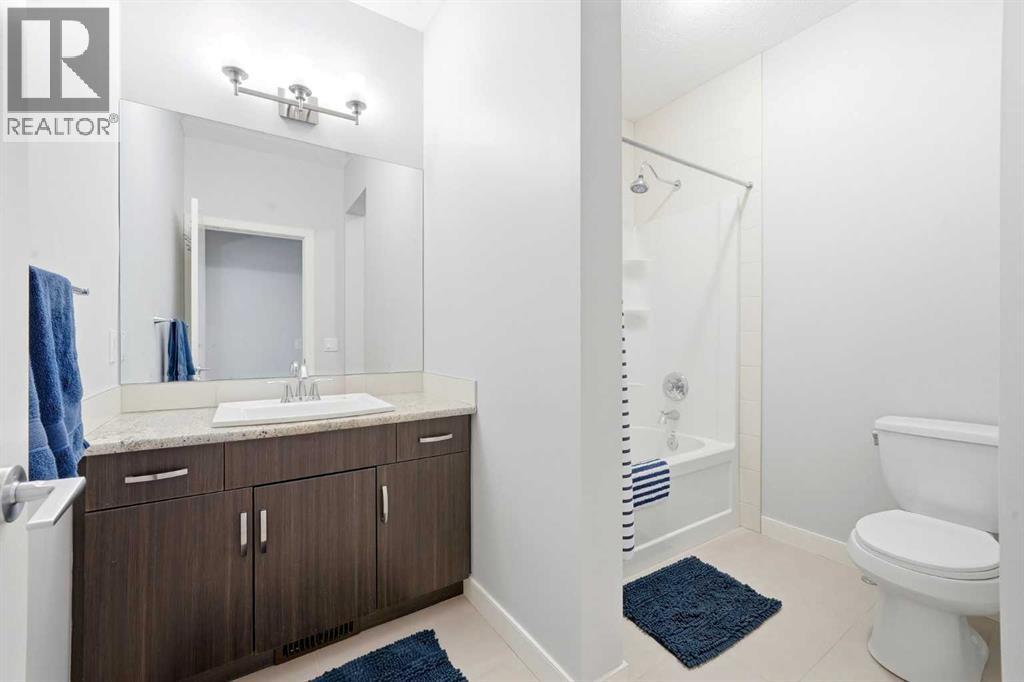 312 Sunset View, Cochrane, Alberta  T4C 0N6 - Photo 33 - A2303836