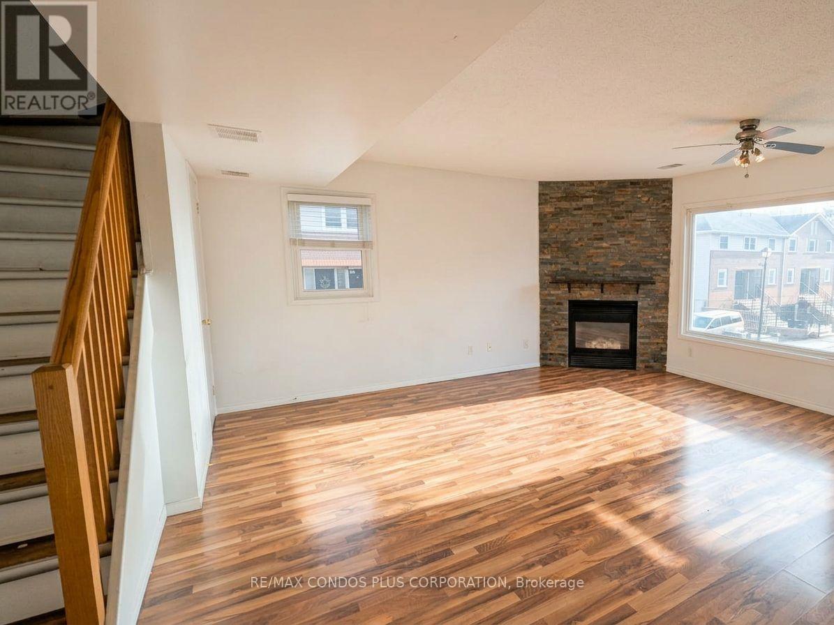 51 - 461 Beechwood Place, Waterloo, Ontario  N2T 2N8 - Photo 2 - X13044098