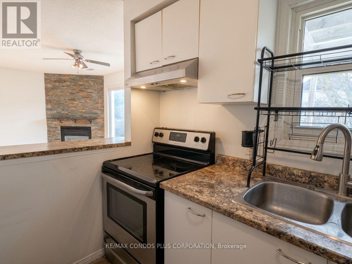 51 - 461 Beechwood Place, Waterloo, Ontario  N2T 2N8 - Photo 4 - X13044098