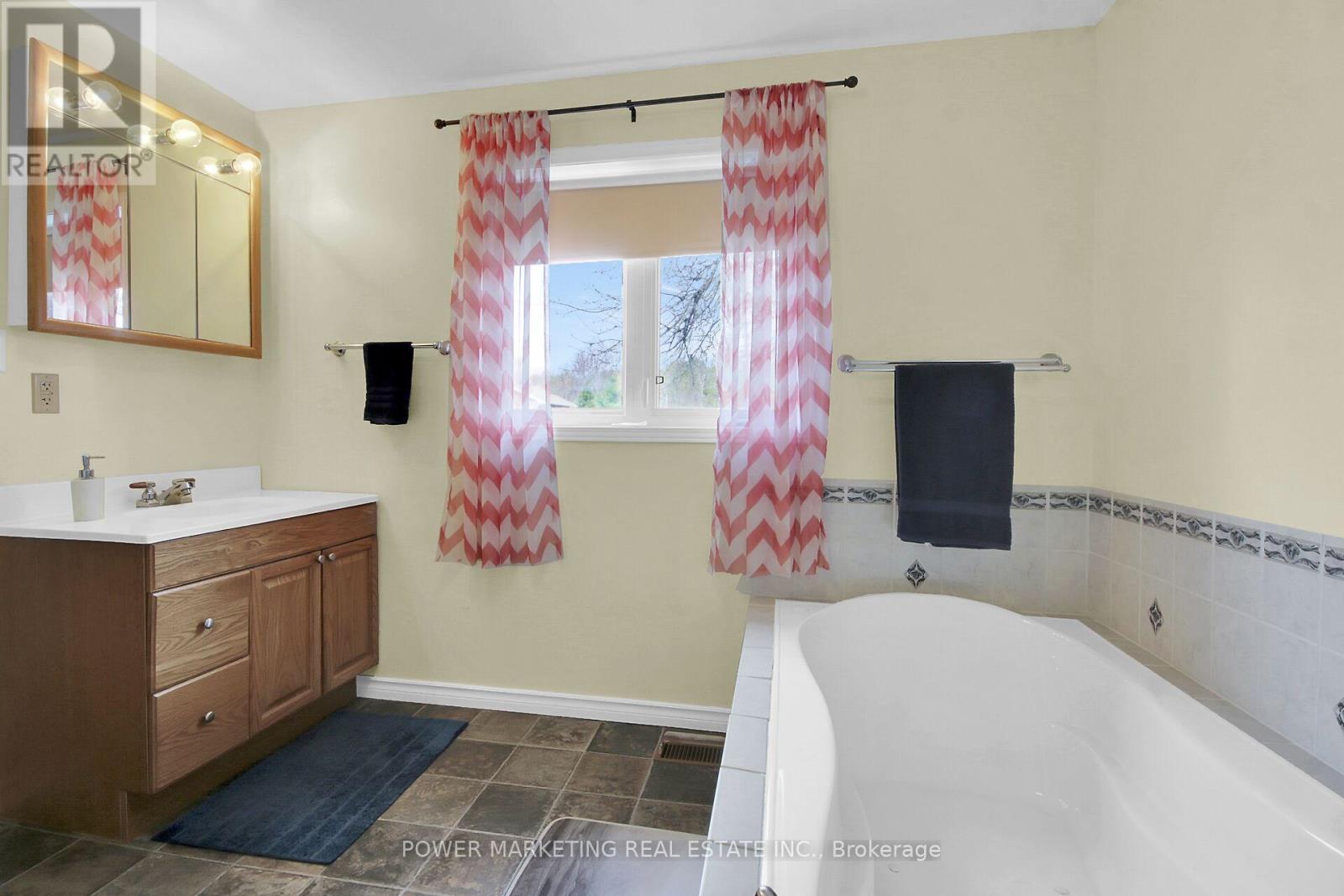 620 Highway 15 Highway, Rideau Lakes, Ontario  K0G 1L0 - Photo 13 - X13014548