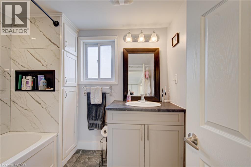 345 Nelson Street, Brantford, Ontario  N3S 4E3 - Photo 17 - 40811666