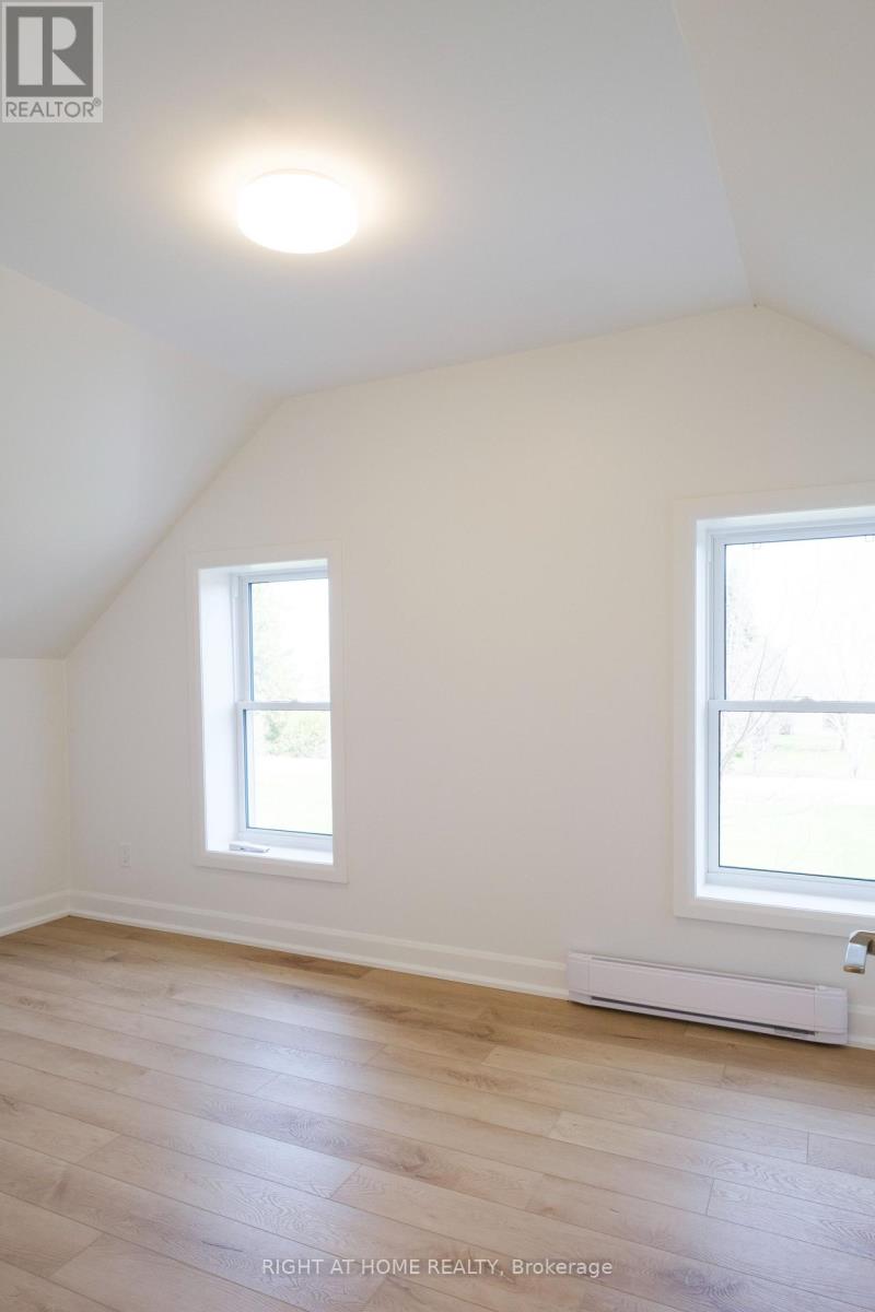 145 Sarah Street E, Mcnab/braeside, Ontario  K0A 1G0 - Photo 13 - X13044114