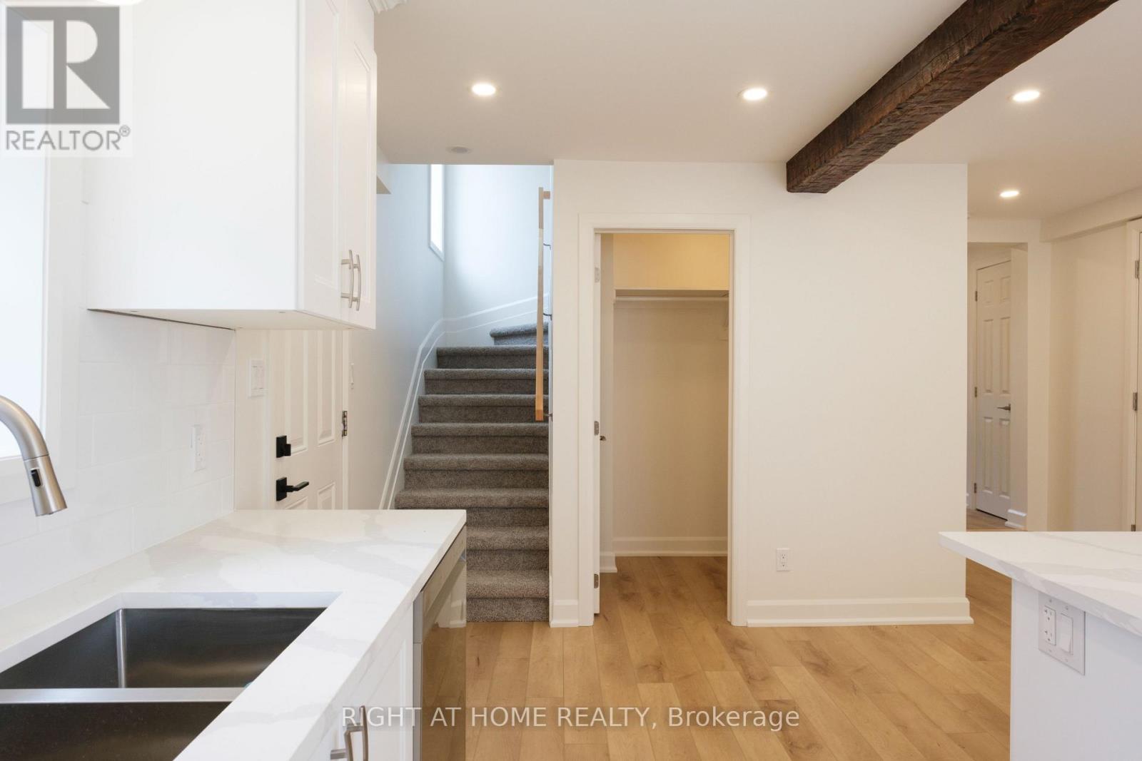 145 Sarah Street E, Mcnab/braeside, Ontario  K0A 1G0 - Photo 17 - X13044114