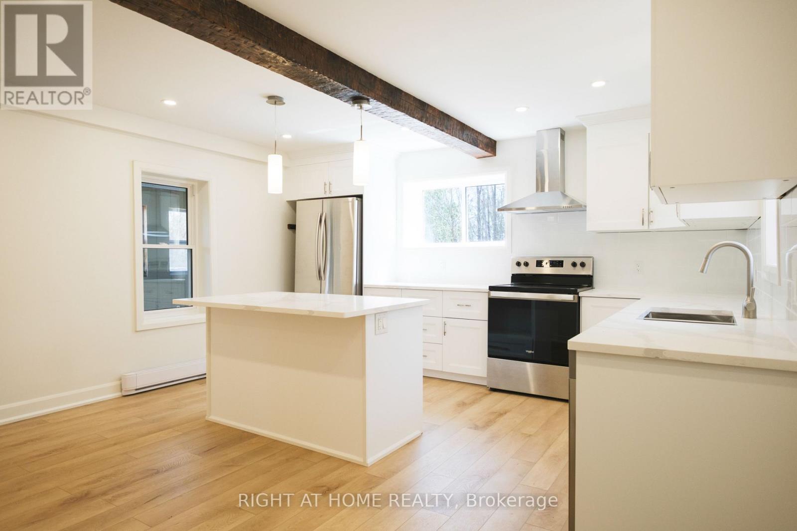 145 Sarah Street E, Mcnab/braeside, Ontario  K0A 1G0 - Photo 6 - X13044114