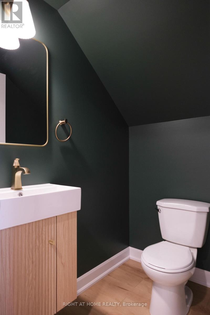 145 Sarah Street E, Mcnab/braeside, Ontario  K0A 1G0 - Photo 9 - X13044114