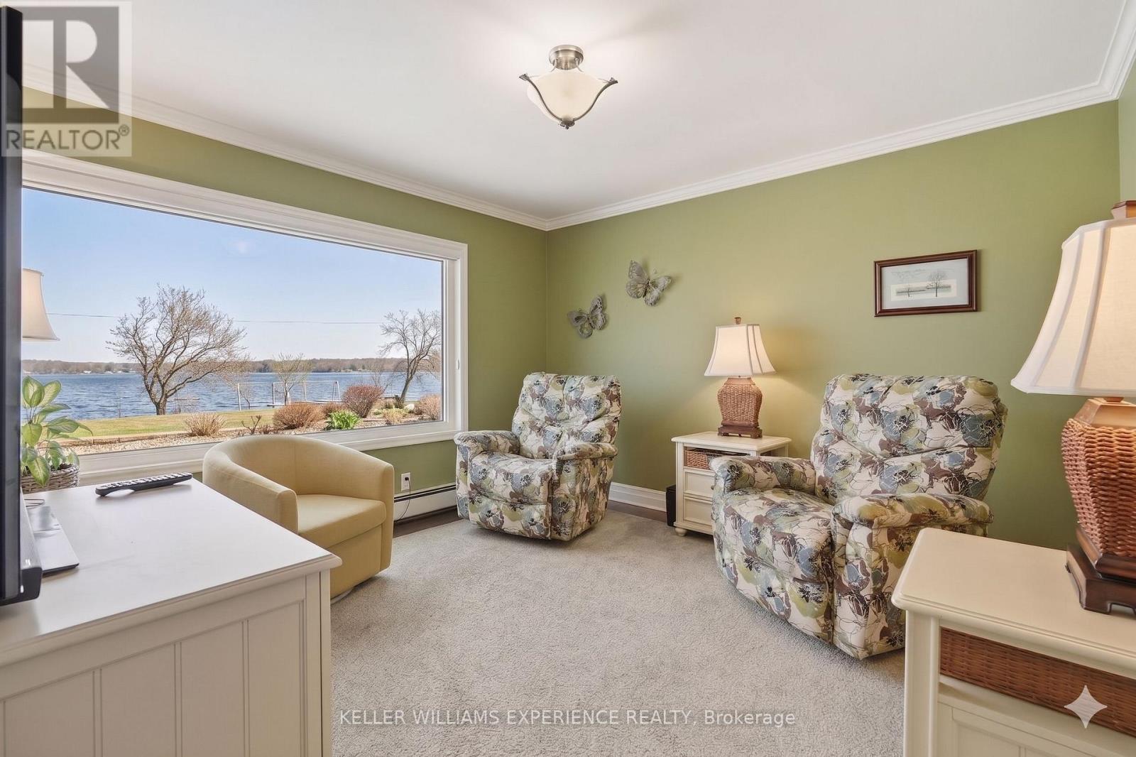 68 Kempenfelt Drive, Barrie, Ontario  L4M 1C1 - Photo 18 - S12753032