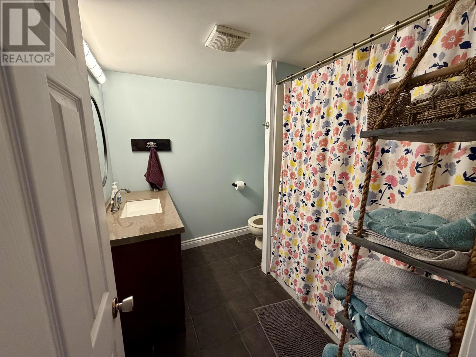 78 Highland Street, Glace Bay, Nova Scotia  B1A 2T9 - Photo 8 - 202601834