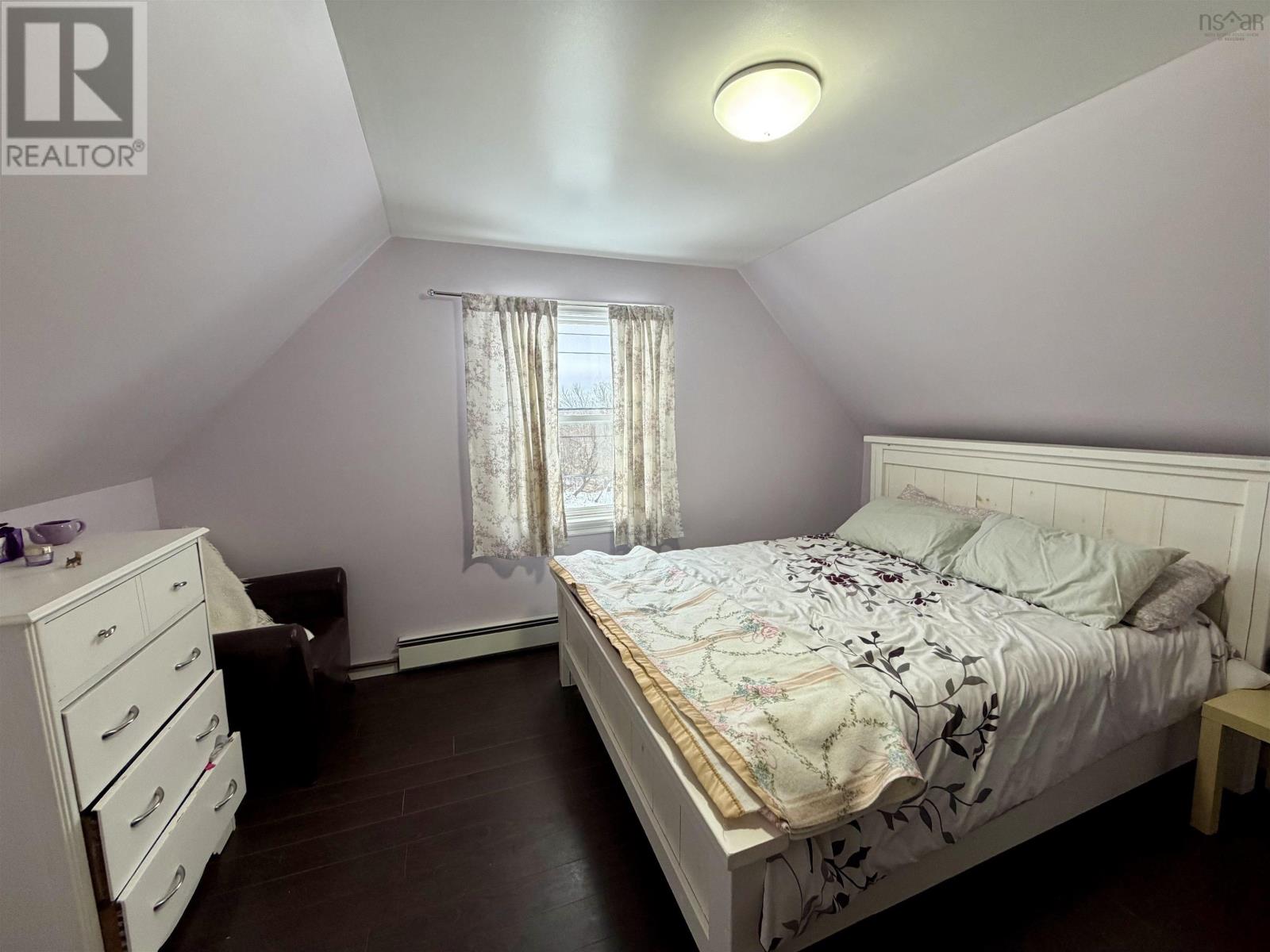 78 Highland Street, Glace Bay, Nova Scotia  B1A 2T9 - Photo 10 - 202601834