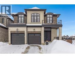 900 PONDCLIFFE Drive, Kitchener, Ontario