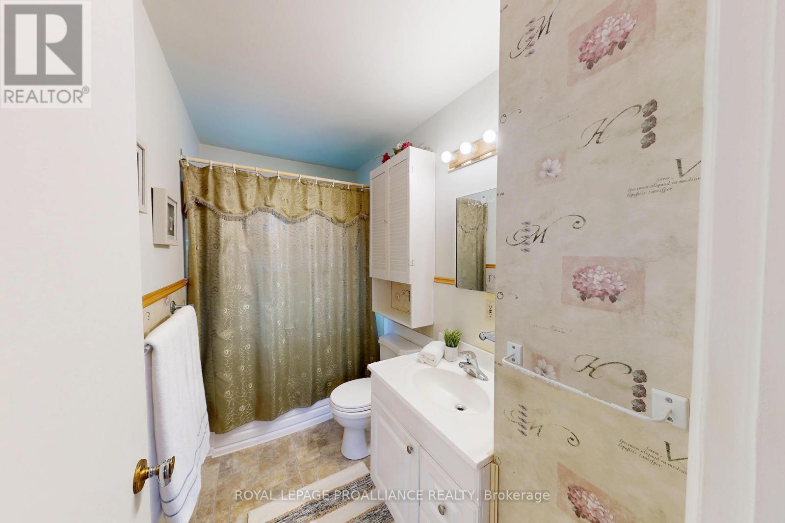 471 County Road 3, Prince Edward County, Ontario  K8N 4Z1 - Photo 12 - X13000594