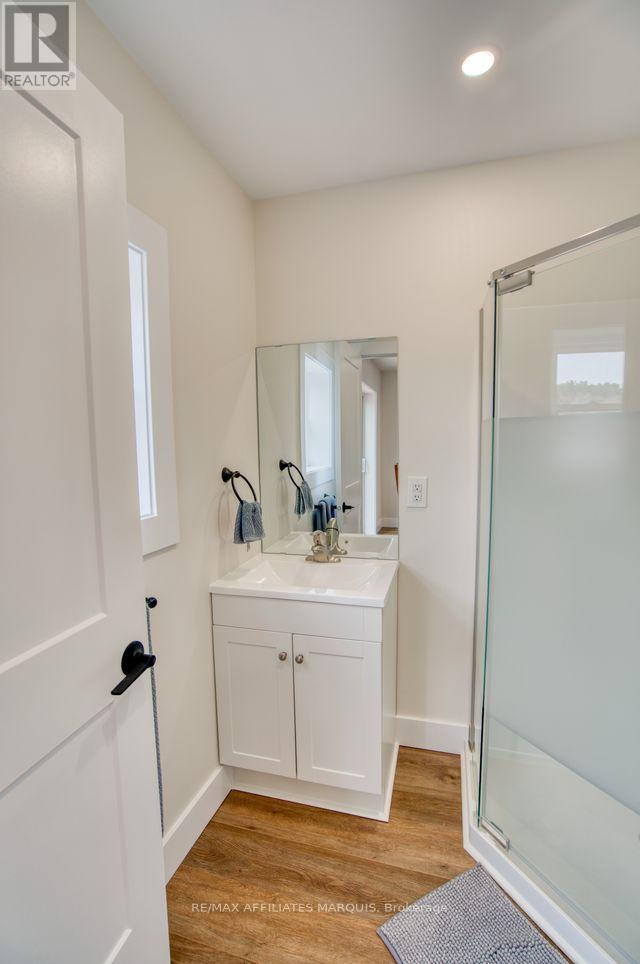 4 Bedford Street E, Westport, Ontario  K0G 1X0 - Photo 16 - X13043870