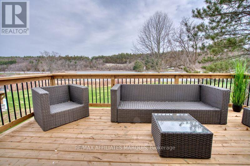 4 Bedford Street E, Westport, Ontario  K0G 1X0 - Photo 15 - X13043870