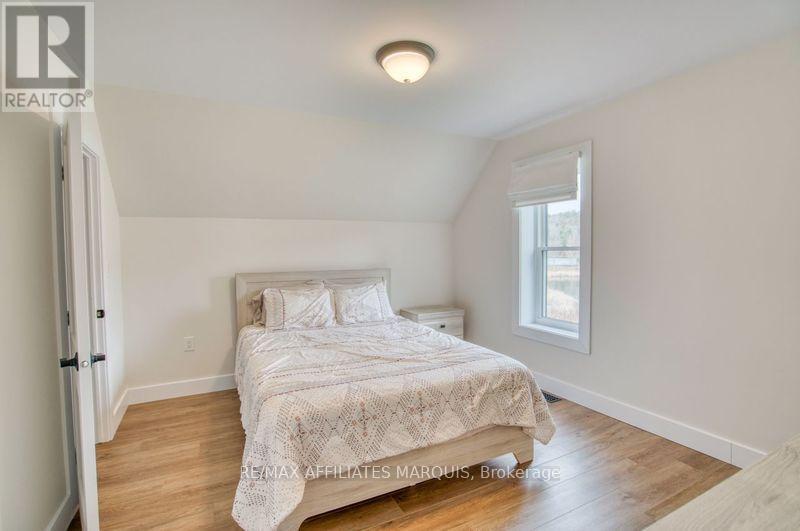 4 Bedford Street E, Westport, Ontario  K0G 1X0 - Photo 12 - X13043870