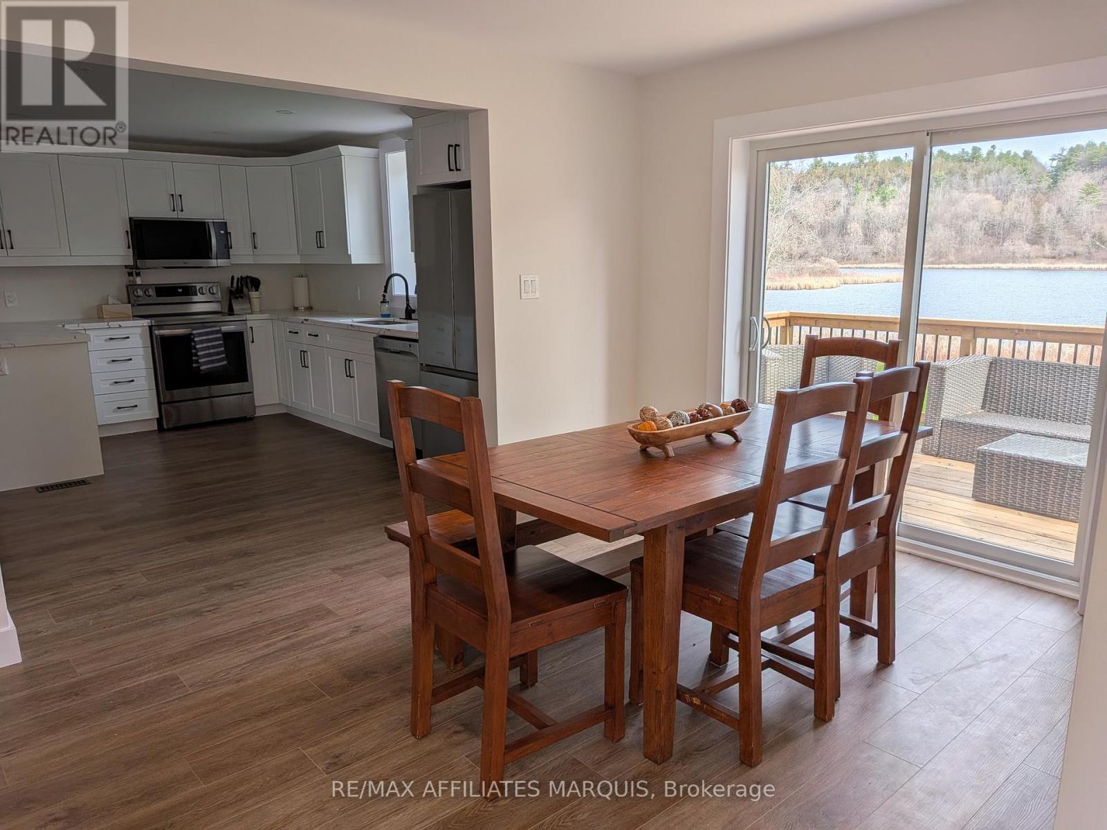 4 Bedford Street E, Westport, Ontario  K0G 1X0 - Photo 8 - X13043870