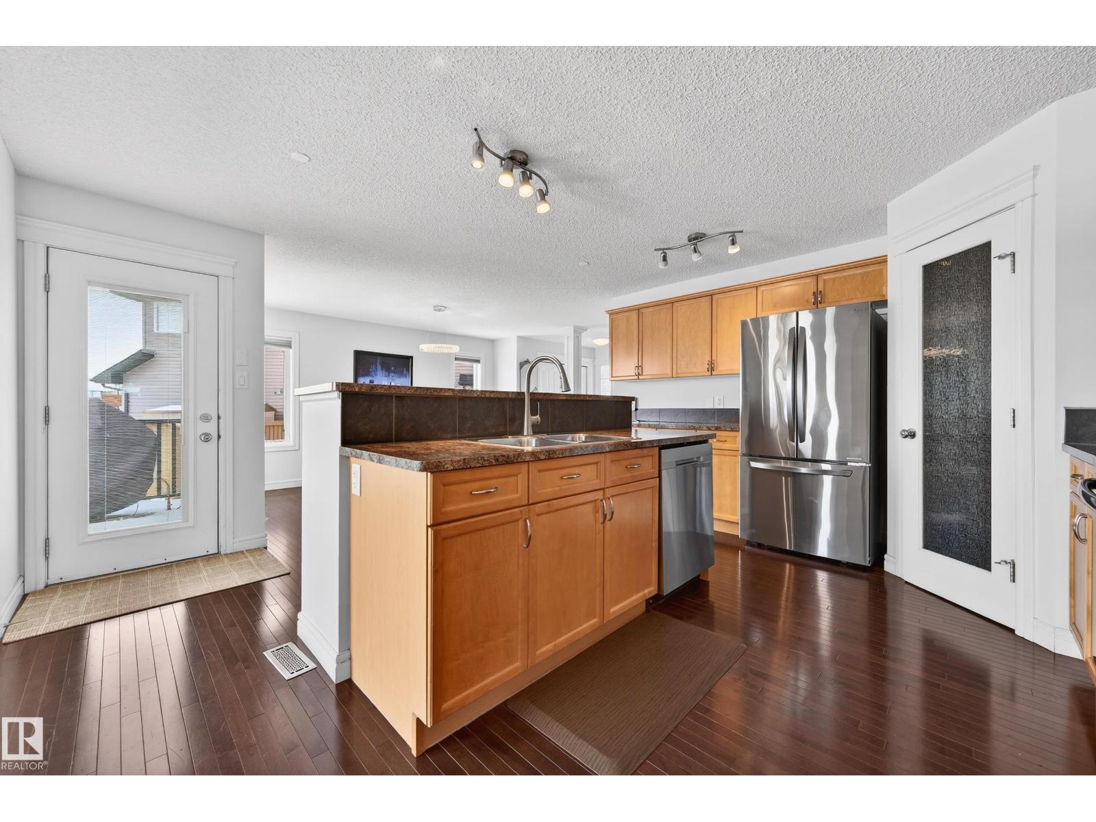 8477 Sloane Cr NW, Edmonton, Alberta  T6R 0L2 - Photo 16 - E4484022