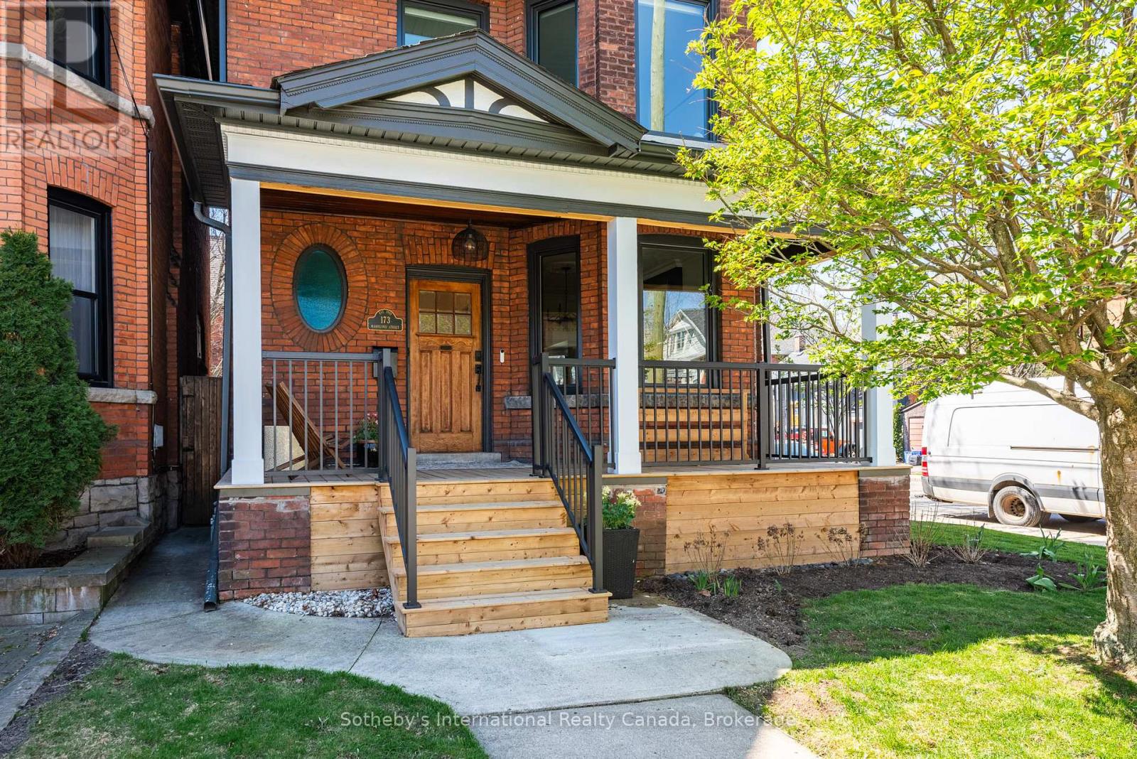 173 Markland Street, Hamilton, Ontario  L8P 2K6 - Photo 3 - X13044140