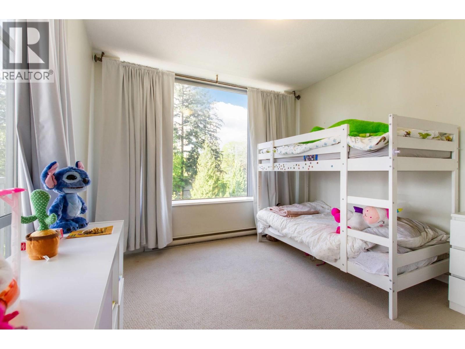 806 280 Ross Drive, New Westminster, British Columbia  V3L 0C2 - Photo 12 - R3111923