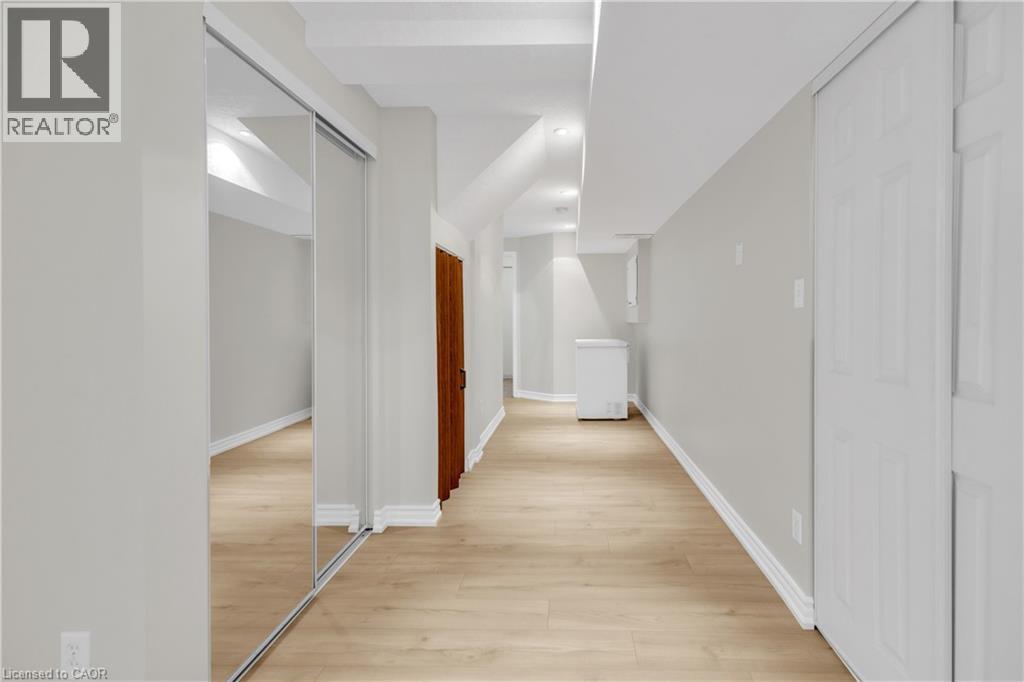 22 Dahlia Street, Kitchener, Ontario  N2E 4A9 - Photo 30 - 40818567