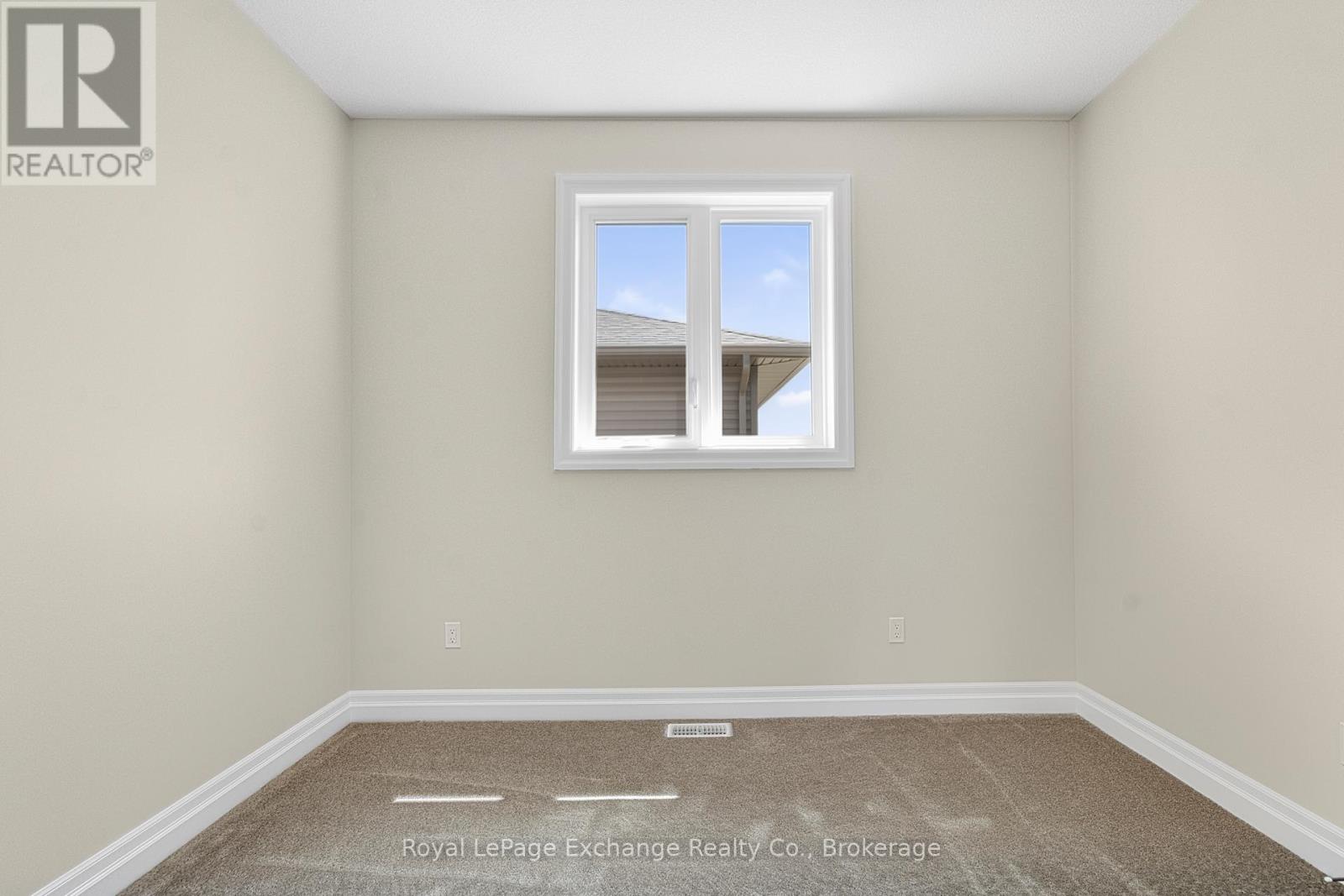 376 Hawthorne Street, Saugeen Shores, Ontario  N0H 2C3 - Photo 19 - X13044160