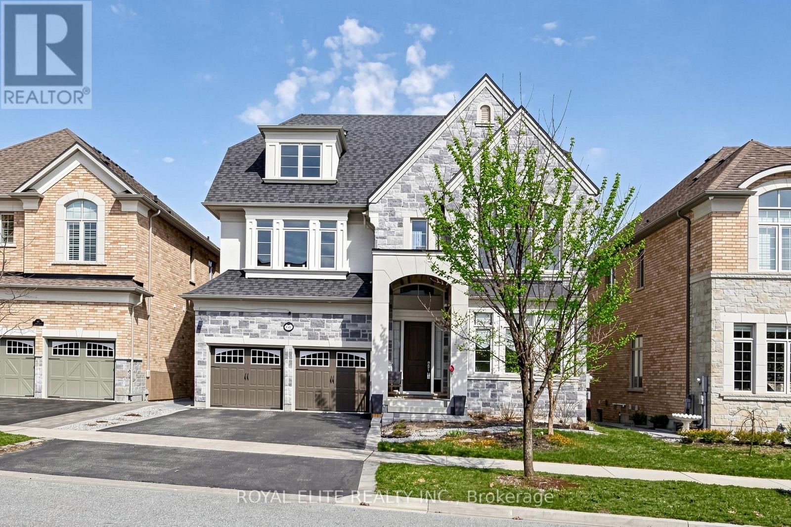 61 GRANGE DRIVE, Richmond Hill, Ontario