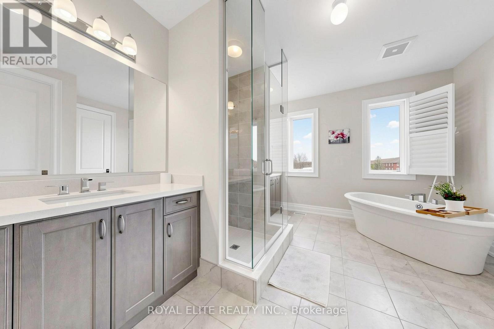 61 Grange Drive, Richmond Hill, Ontario  L4E 1E2 - Photo 27 - N13044132