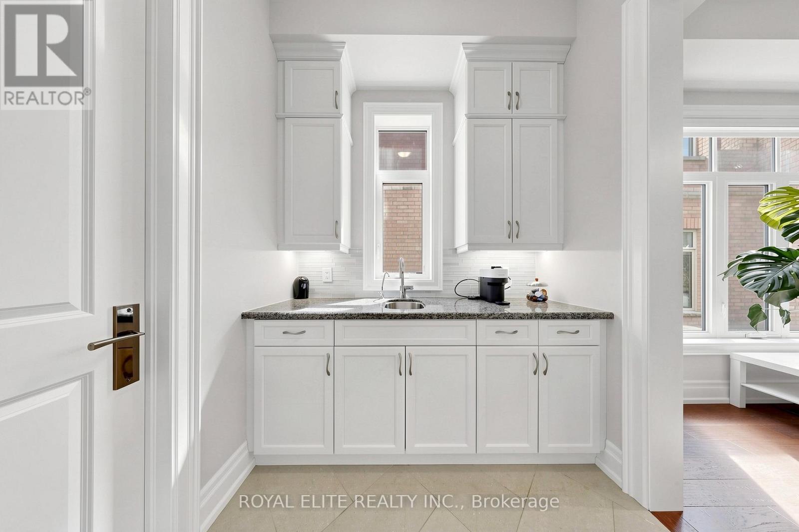 61 Grange Drive, Richmond Hill, Ontario  L4E 1E2 - Photo 34 - N13044132