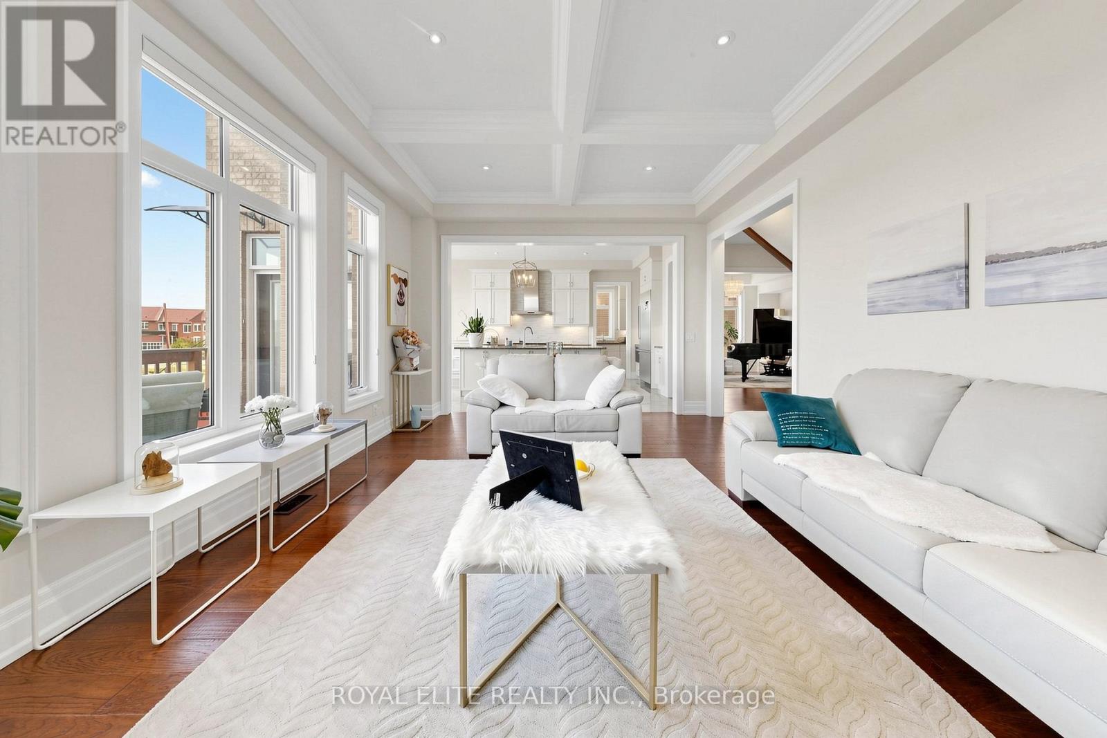 61 Grange Drive, Richmond Hill, Ontario  L4E 1E2 - Photo 7 - N13044132