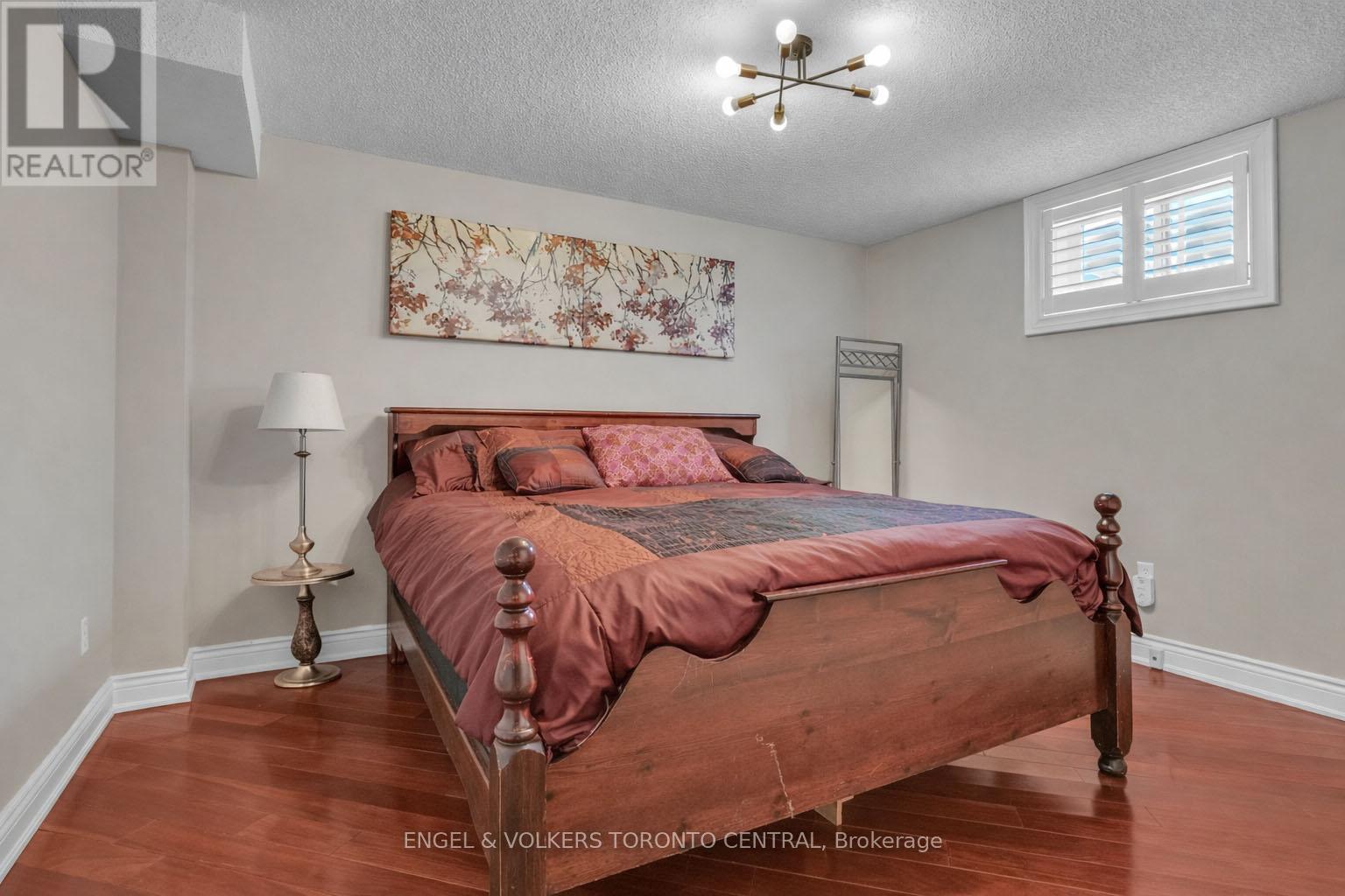 239 Country Lane, Barrie, Ontario  L4N 0W2 - Photo 36 - S13044154