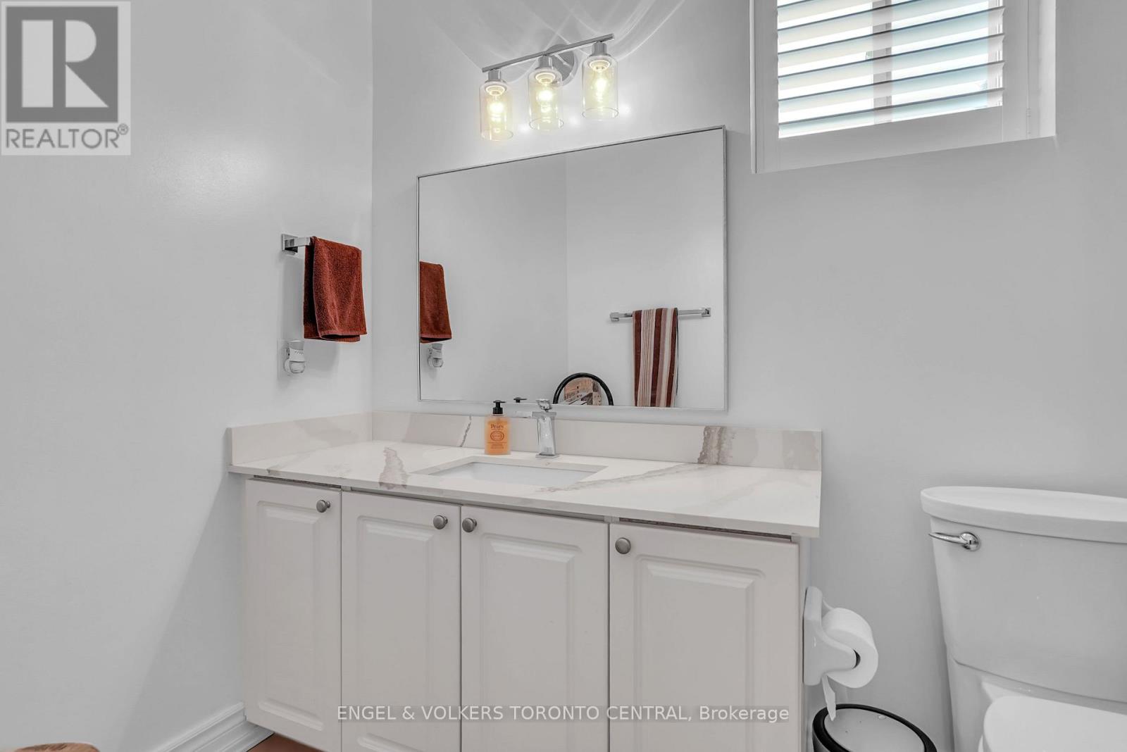 239 Country Lane, Barrie, Ontario  L4N 0W2 - Photo 37 - S13044154